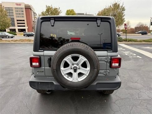 Used 2021 Jeep Wrangler Unlimited Sport image 6
