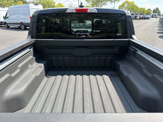 Used 2025 Ford Maverick Lobo AWD/4WD image 18