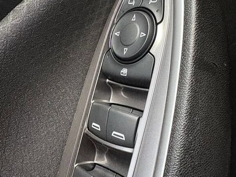 Used 2020 Chevrolet Malibu LS w/ LPO, Convenience Package 2 FWD image 16
