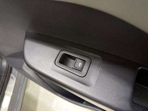 Certified 2024 Volkswagen Taos SEL AWD/4WD image 39