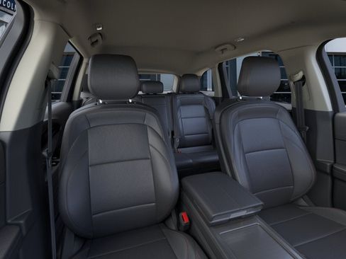 New 2026 Lincoln Nautilus Premier AWD/4WD image 10