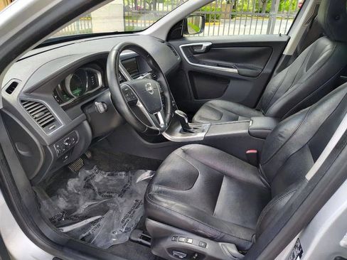 Used 2015 Volvo XC60 T5 Premier image 23