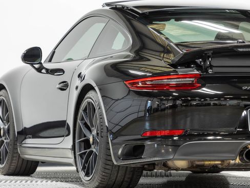 Used 2019 Porsche 911 Carrera GTS RWD image 13
