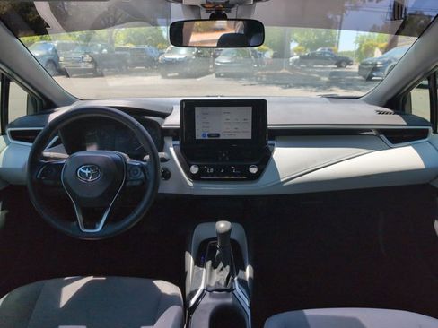 Used 2025 Toyota Corolla SE image 19