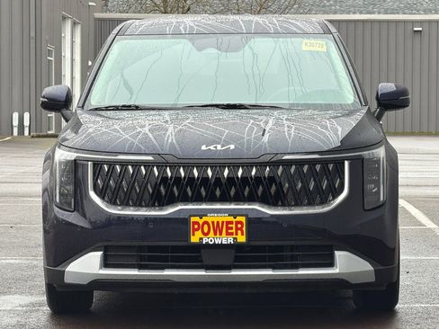 New 2026 Kia Carnival image 3