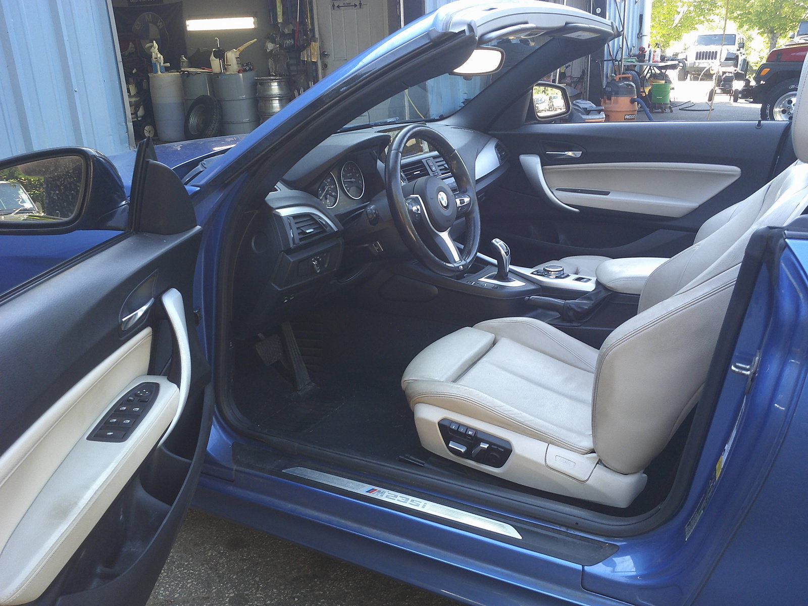 Used 2016 BMW M235i xDrive Convertible AWD/4WD image 19