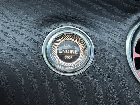 Used 2018 Mercedes-Benz E 300 E 300 image 21