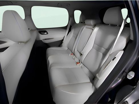 Used 2023 Nissan Rogue SL w/ SL Premium Package image 36