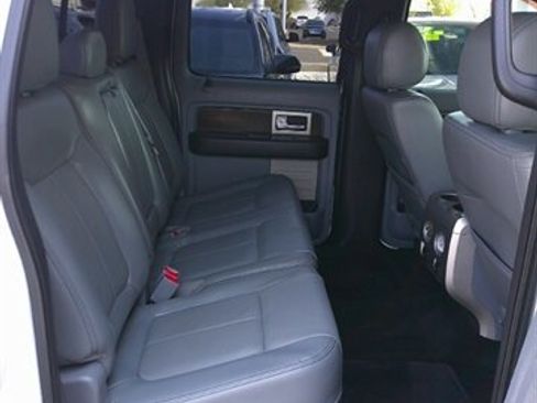 Used 2014 Ford F150 Lariat w/ Lariat Chrome Package image 27