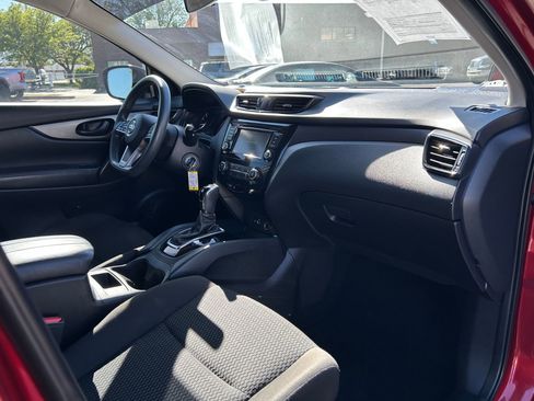 Used 2022 Nissan Rogue Sport S AWD/4WD image 28