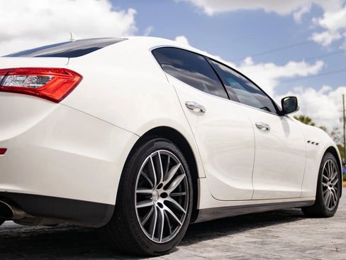 Used 2014 Maserati Ghibli S Q4 AWD/4WD image 17