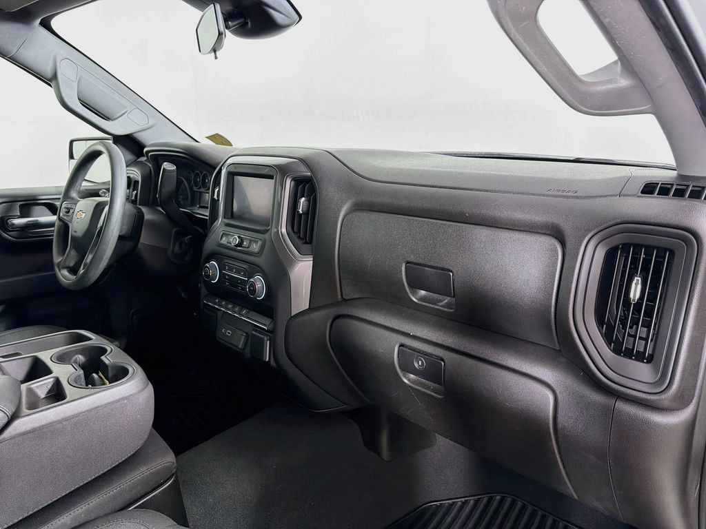 Used 2022 Chevrolet Silverado 1500 Custom AWD/4WD image 25