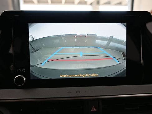 Used 2023 Toyota Prius Limited image 20