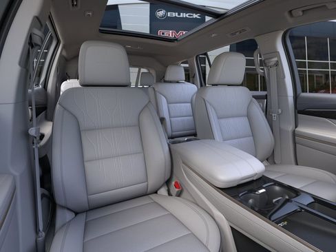 New 2026 Buick Enclave Avenir w/ Super Cruise Package AWD/4WD image 16