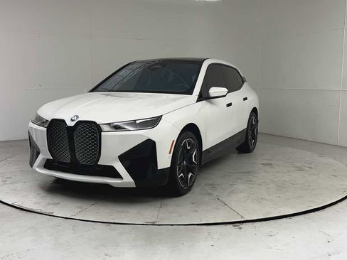 Certified 2024 BMW iX xDrive50 w/ Sport Package AWD/4WD image 6