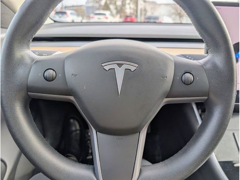 Used 2020 Tesla Model 3 Long Range image 19
