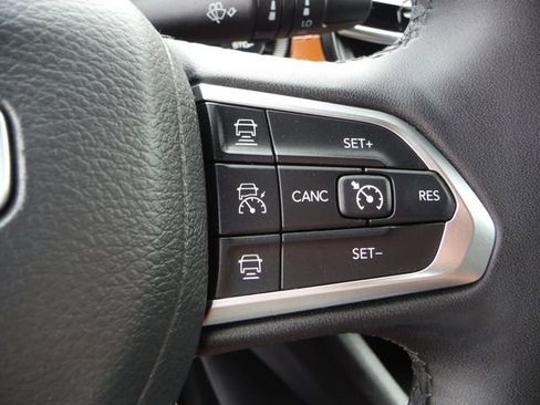 Used 2024 Jeep Compass Limited AWD/4WD image 41