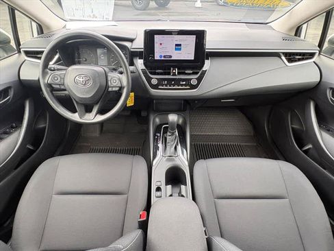 Used 2023 Toyota Corolla LE FWD image 11