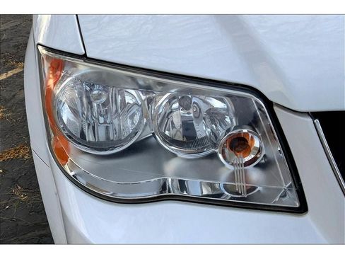 Used 2016 Dodge Grand Caravan SE w/ Quick Order Package 29E SE image 28