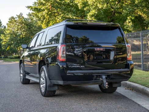 Used 2015 GMC Yukon XL SLT w/ Open Road Package RWD image 7