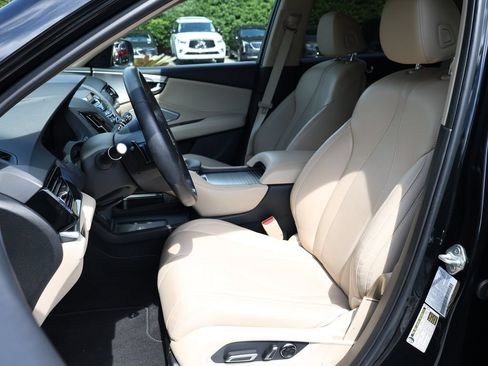 Used 2024 Acura RDX SH-AWD w/ Technology Package image 18