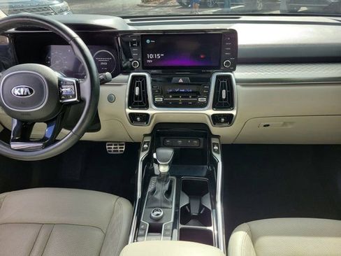 Used 2021 Kia Sorento SX image 5