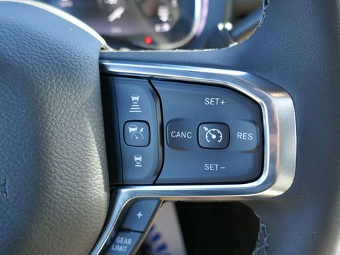 New 2026 RAM 2500 Laramie AWD/4WD image 22