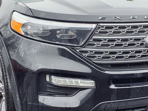 Used 2023 Ford Explorer XLT w/ Equipment Group 202A image 9