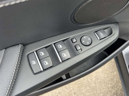 Used 2017 BMW X4 xDrive28i image 16