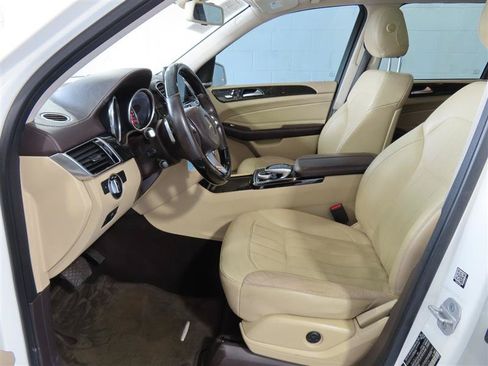 Used 2017 Mercedes-Benz GLS 450 4MATIC w/ Premium Package image 18