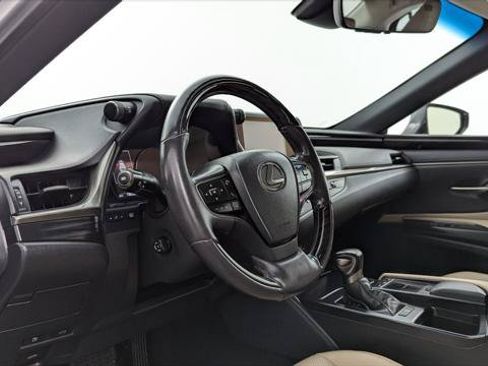 Used 2021 Lexus ES 250 w/ Premium Package AWD/4WD image 22
