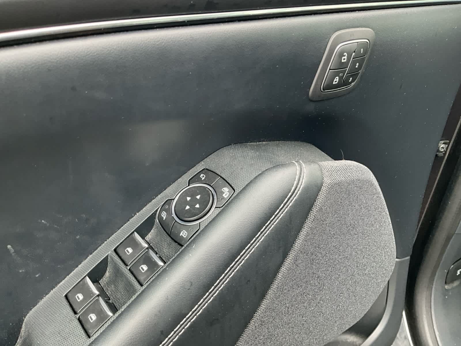 Used 2021 Ford Mustang Mach-E Premium RWD image 15