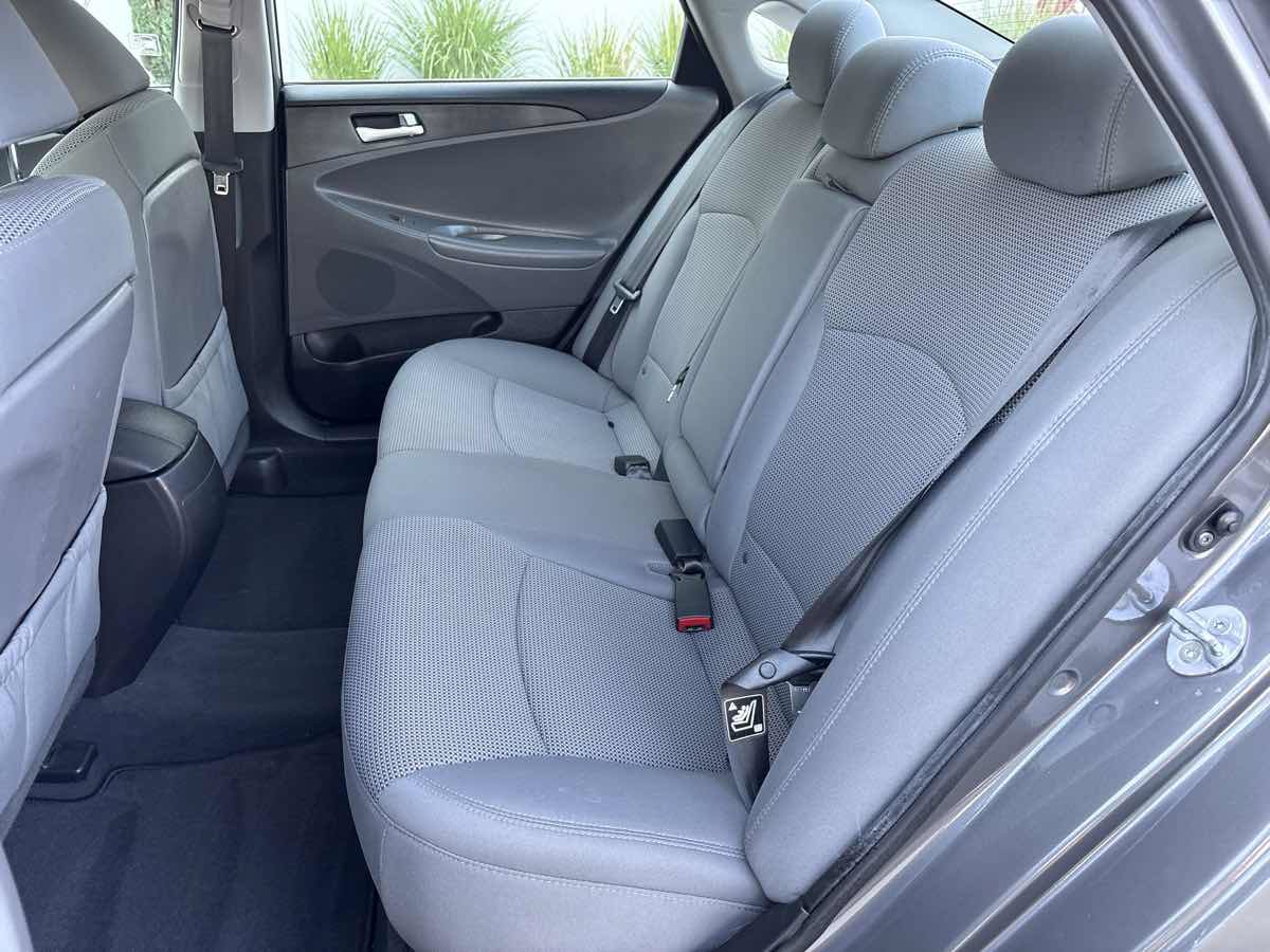 Used 2013 Hyundai Sonata GLS FWD image 12