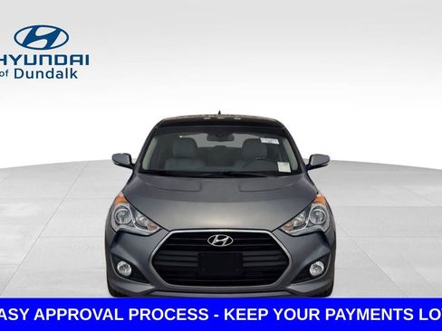 Used 2017 Hyundai Veloster Value Edition image 7