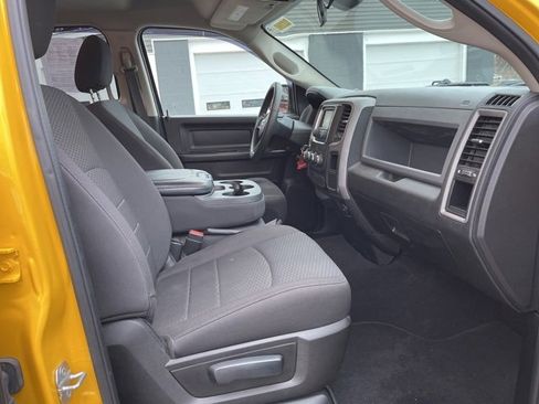 Used 2019 RAM 1500 Express w/ Express Value Package image 17