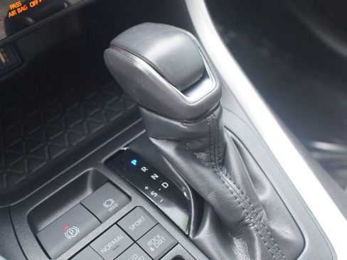 Used 2025 Toyota RAV4 XLE Premium w/ Weather Package AWD/4WD image 12