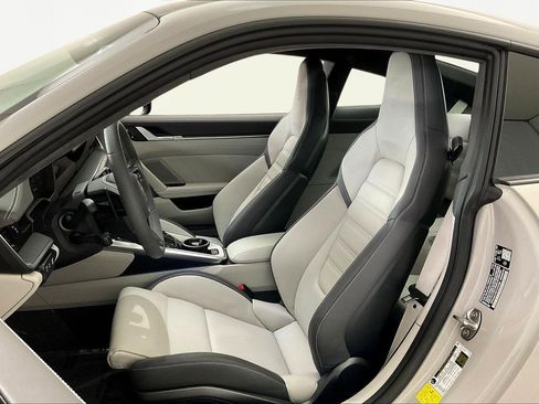 Used 2026 Porsche 911 Carrera 4 GTS image 19