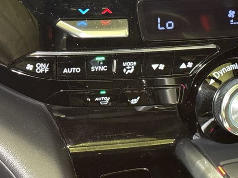 Used 2023 Acura MDX w/ Technology Package FWD image 30