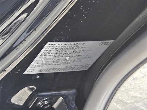 Used 2023 Audi SQ8 Prestige w/ Prestige Package AWD/4WD image 26