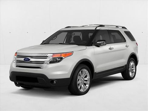 Used 2015 Ford Explorer XLT w/ Equipment Group 202B FWD image 1