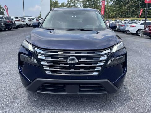 Used 2024 Nissan Rogue SV AWD/4WD image 6