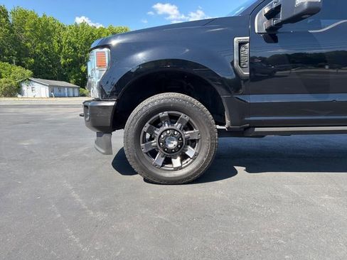 Used 2020 Ford F250 Lariat w/ Lariat Ultimate Package AWD/4WD image 29