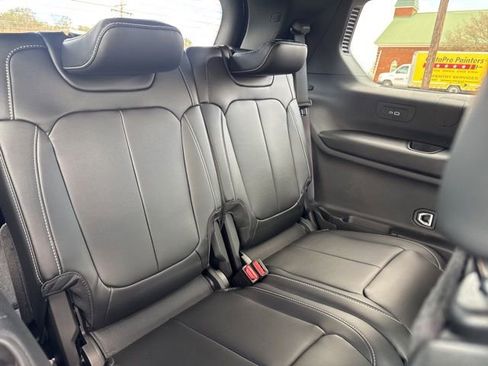 New 2026 Jeep Grand Cherokee L Limited AWD/4WD image 12