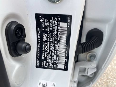 Used 2019 Honda Civic EX image 32