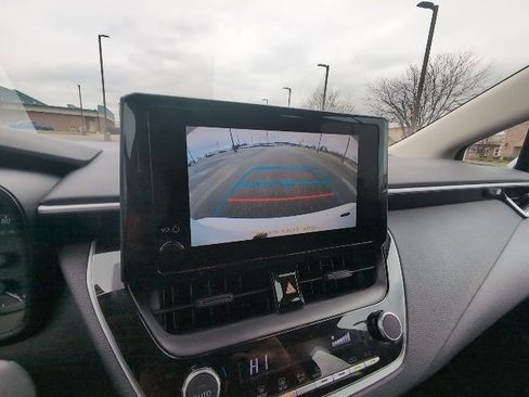 Certified 2025 Toyota Corolla LE image 13