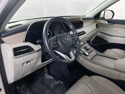 Used 2022 Hyundai Palisade Calligraphy image 9