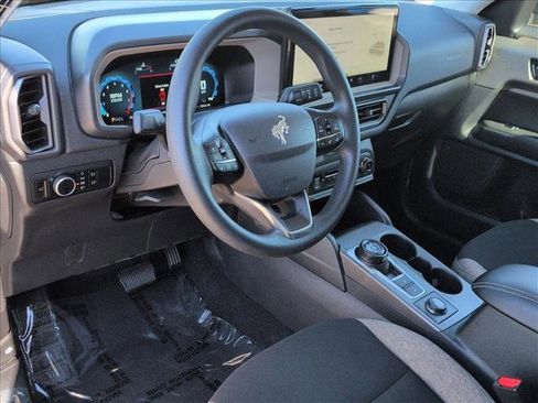 Used 2025 Ford Bronco Sport Big Bend image 10