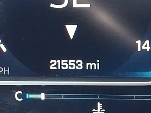 Used 2022 Chevrolet Silverado 1500 LTZ w/ LTZ Premium Package AWD/4WD image 20