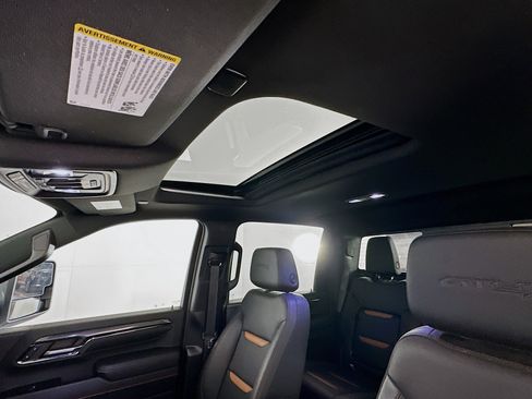 Used 2024 GMC Sierra 2500 AT4 w/ AT4 Premium Plus Package image 25