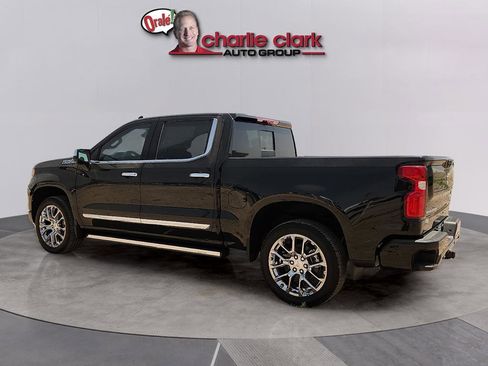 New 2026 Chevrolet Silverado 1500 High Country AWD/4WD image 2
